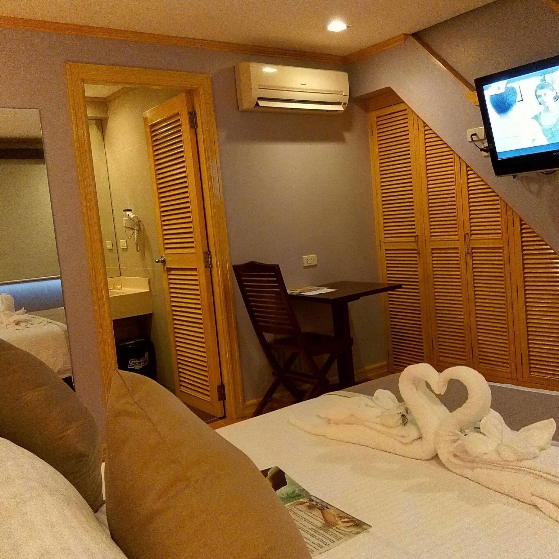 Shore Time Hotel Boracay Balabag (Boracay) Exterior foto